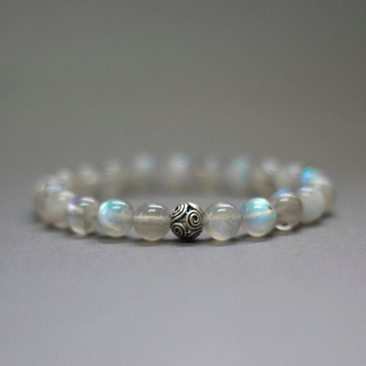 Labradorite Bracelet – 8mm - Aquarius Stones