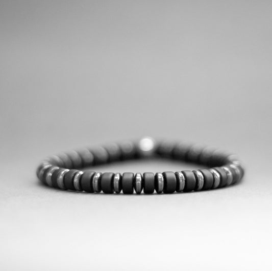 Onyx and Hematite Bracelet 6mm - Aquarius Stones