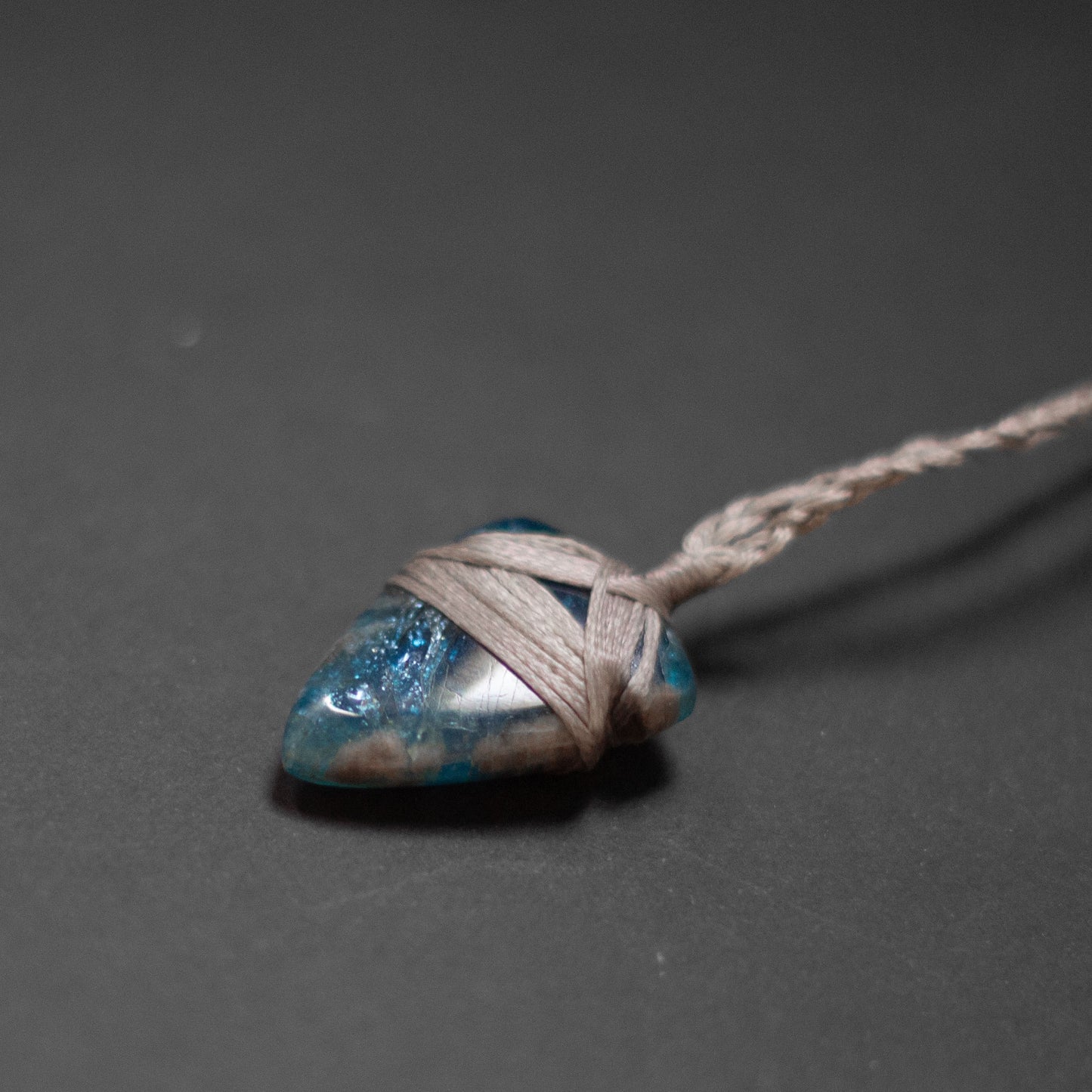 Apatite Toki Necklace (Small) - Aquarius Stones