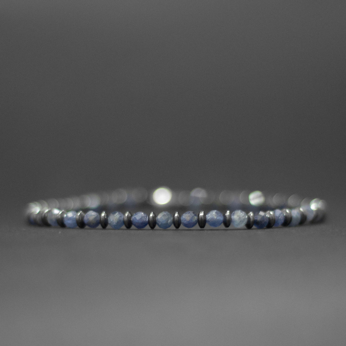 Blue Sapphire and Silver Hematite bracelet 4mm – Pulse Collection - Aquarius Stones