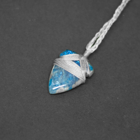 Apatite Toki Necklace (Small) - Aquarius Stones