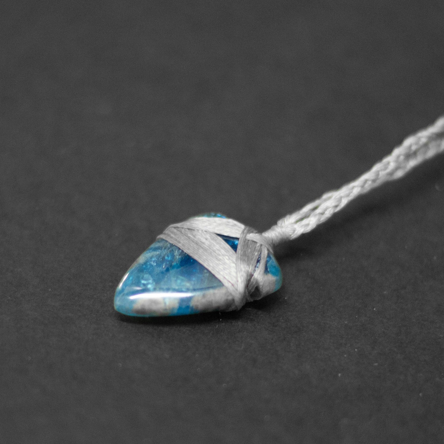 Apatite Toki Necklace (Small) - Aquarius Stones