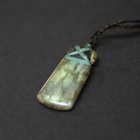 Labradorite Toki Necklace - Aquarius Stones